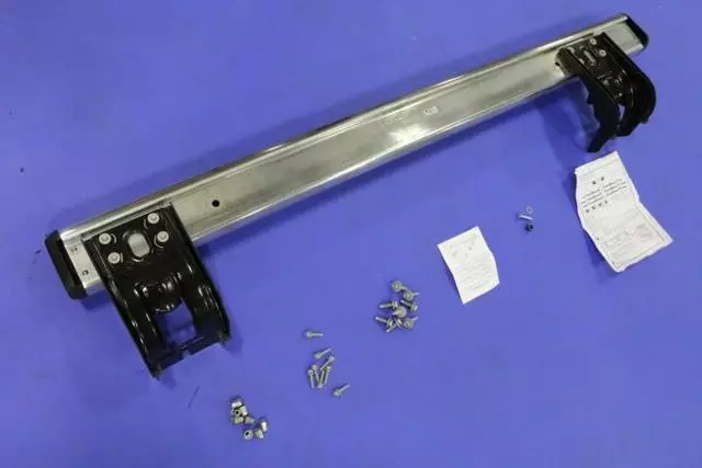 Side Step, Right - Mopar (68212302AB)