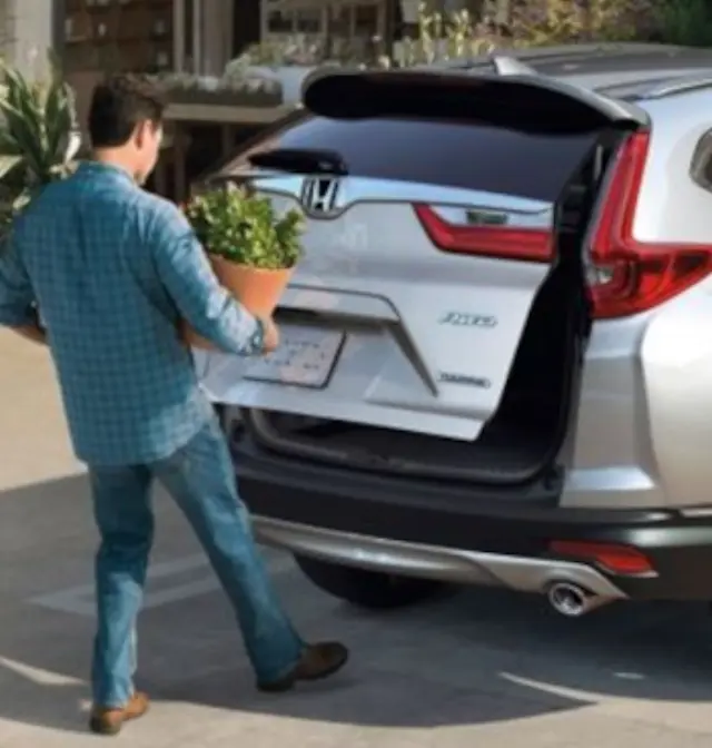 8L91THR100A - Security: 2018-2025 Honda Odyssey - Power Tailgate Sensor Adapter (Trailer Hitch) for Honda: Odyssey Image