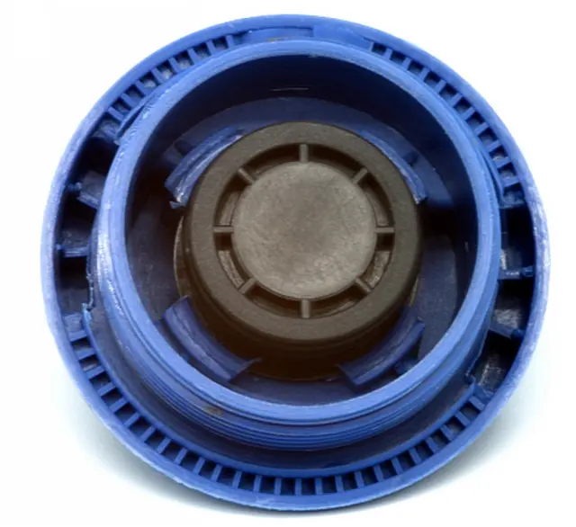 RC0028 - : Engine Coolant Reservoir Cap for VERNET Image