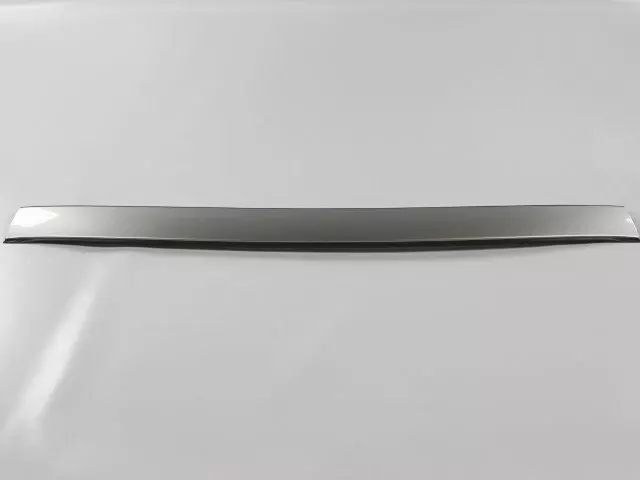 Upper Molding - Mopar (5pc62xzaaa)