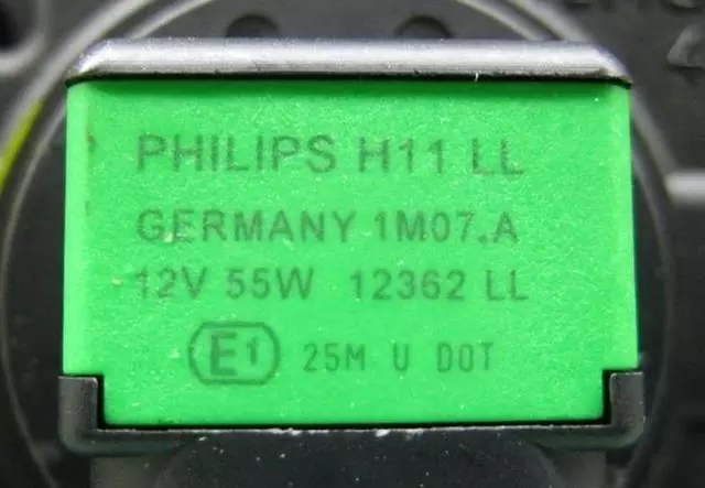 812100D042 - Electrical: Fog Lamp Assembly for Lexus: GS350, GS450h, HS250h, IS F, LX570, RX350, RX450h Image