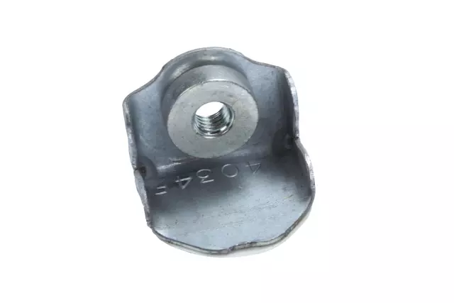 22904034 - Body: Uniside Assembly Upper Bracket for Chevrolet: Colorado | GMC: Canyon Image