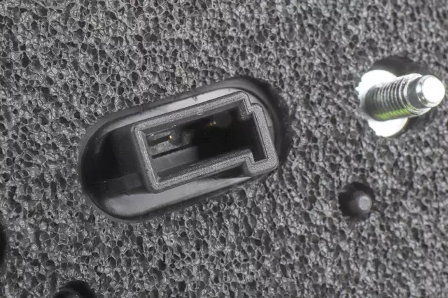 Rear Closure Outside Handle Pushbutton - GM (90802069)