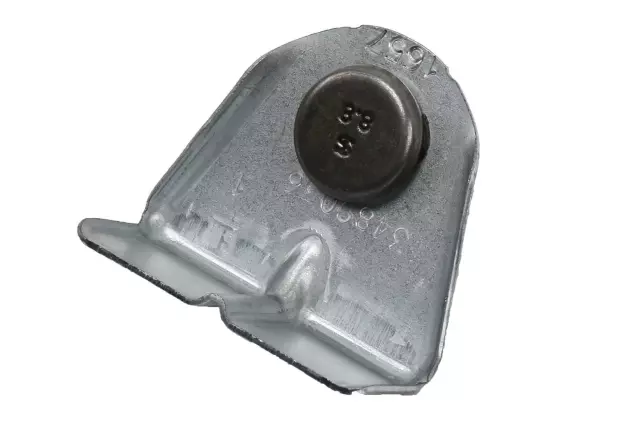 13489036 - : Body Side Front Fender Rear Intermediate Bracket for Buick: Regal Sportback, Regal TourX Image