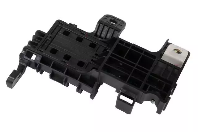 Part# 84014022 Battery Distribution Engine Compartment Fuse Block - GM (84014022)