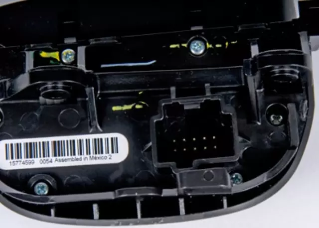 15774599 - Steering: Cruise Switch for Cadillac: DTS Image