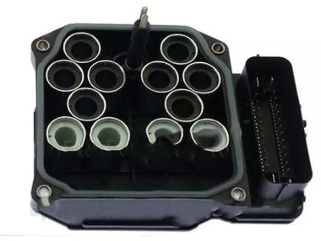 EC3Z2C215A - Electrical: Control Valve for Ford: F-250 Super Duty, F-350 Super Duty, F-450 Super Duty Image