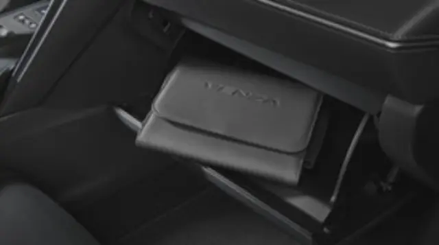 PT4204821002 - Other: Venza Owner Portfolio - Black for Toyota: Venza Image