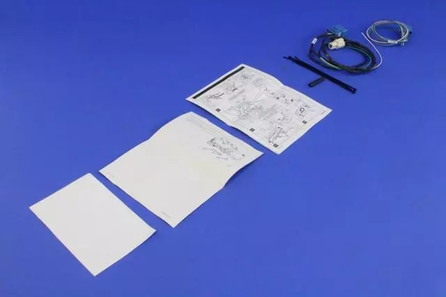 Adapter - Mopar (82210512AC)