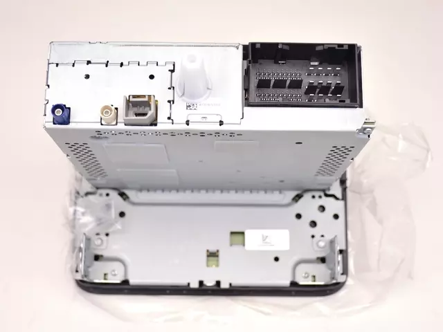 Z4727632AD - Electrical: Multi Media Radio for Mopar Image image