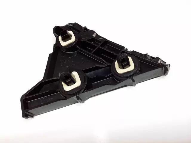 5257506030 - Body: Retainer for Toyota Image