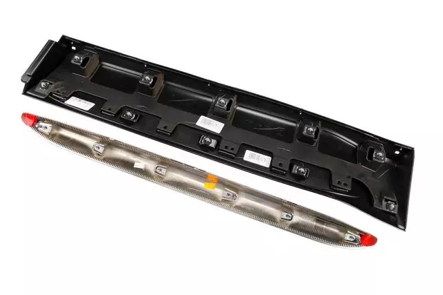 22985715 - Body: Lower Molding for GMC: Terrain Image