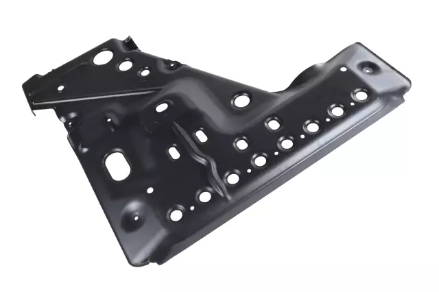 84923984 - : Transfer Case Skid Shield for Chevrolet: Colorado Image