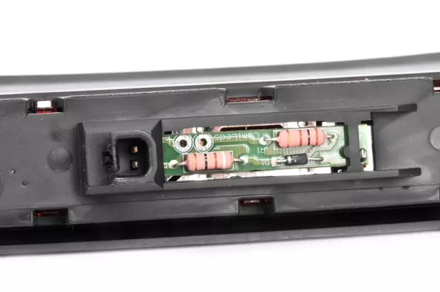 High Mount Lamp - GM (15800444)