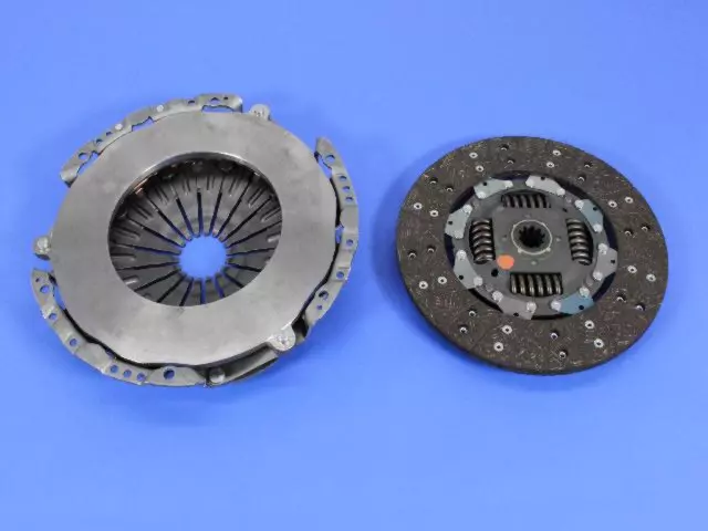 5032470AC - Clutch: Pressure Plate And Disc Clutch Kit for Dodge: Ram 1500, Ram 2500, Ram 3500 Image