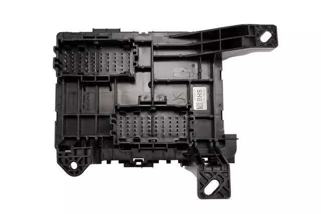 23195441 - Electrical: Junction Block for Chevrolet: Silverado 1500, Silverado 1500 LD, Silverado 2500 HD, Silverado 3500 HD | GMC: Sierra 1500, Sierra 1500 Limited, Sierra 2500 HD, Sierra 3500 HD Image