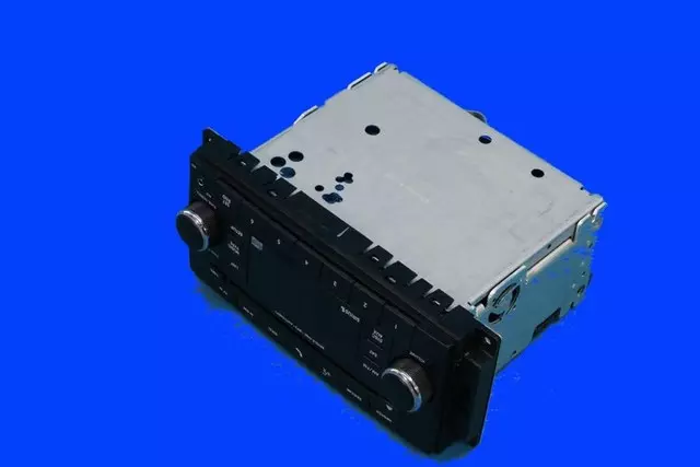 Am/fm/cd/mp3 & Satellite Radio - Mopar (5091197AE)