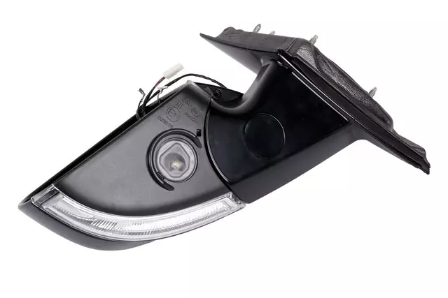 Passenger Side Door Mirror - GM (23194145)