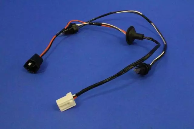 License Lamp Wiring - Mopar (5183039AA)