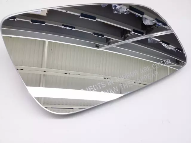 Glass - Volkswagen (3B1-857-522-A)