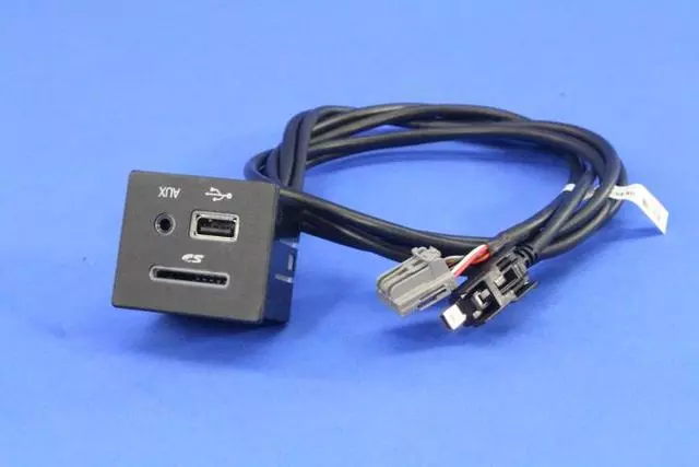 Std USB Hub Cable - Mopar (5091076AE)