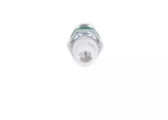 1994-2015 GM - Air Conditioning Refrigerant Temperature Sensor - GM (19130607)