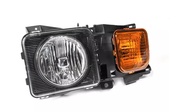 Passenger Side Headlamp - GM (15951164)