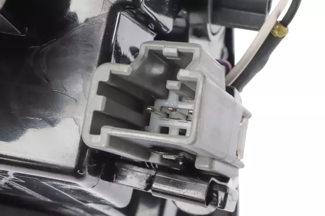 84595945 - Electrical: Backup Lamp Assembly for Chevrolet: Malibu Image