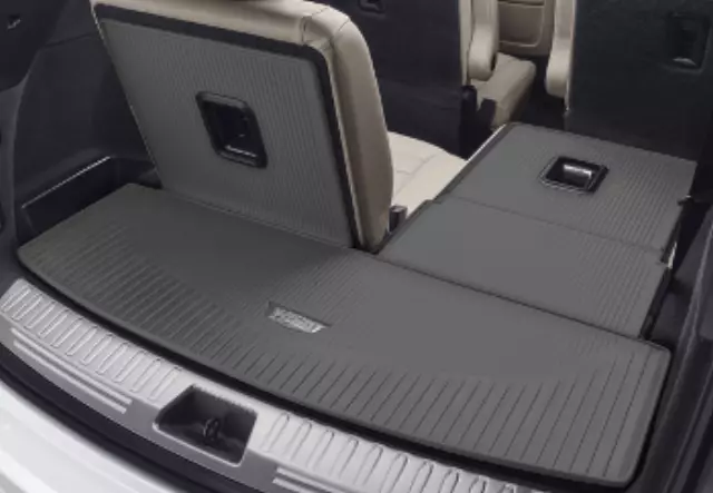 84591562 - Interior: Integrated Cargo Liner for Cadillac: XT6 Image