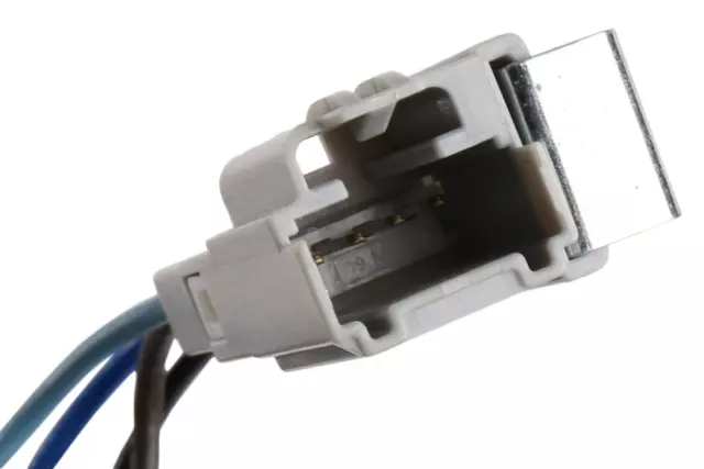 Tail Lamp Wiring Harness - GM (22804030)