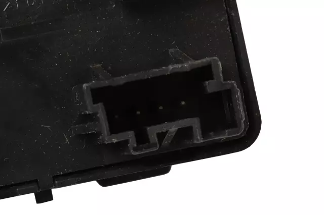 Black Driver Seat Heater Switch - GM (84496276)