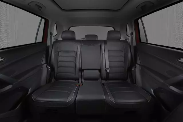 Rear Sunshades - Volkswagen (5NN-064-365)