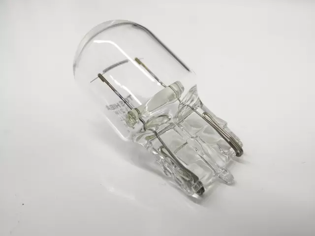 N10724402 - Electrical: Tail Lamp Bulb for Volkswagen: Atlas, CC, e-Golf, Golf, Golf Alltrack, Golf R, Golf SportWagen, GTI, Passat Image