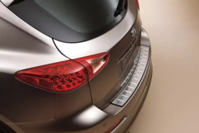 Rear Stainless Steel Bumper Protector - Infiniti (999T654000)