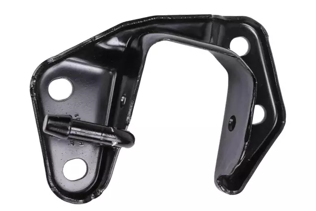 Rear Driver Side Axle Bracket - GM (20946978)