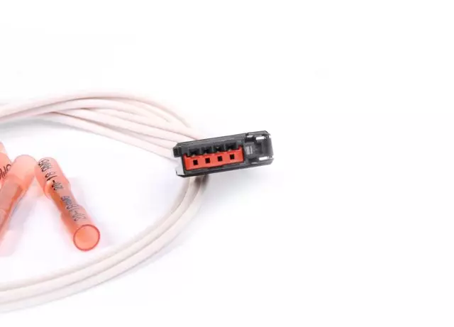 19300398 - : Multi-Purpose Pigtail Kit with Splices for GM Image