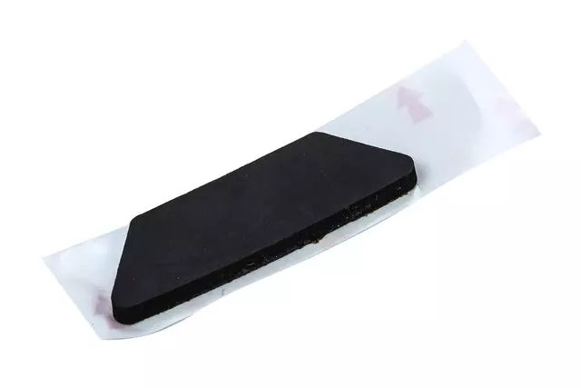 23477944 - Body: Fender Seal for Chevrolet: Traverse Image