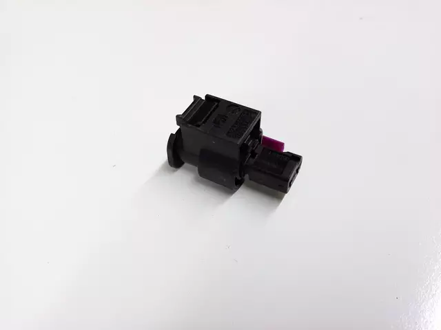 4H0973702A - : Turn Signal Lamp Connector for Audi: R8 Image