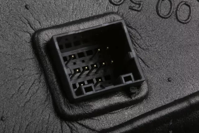 Passenger Side Door Mirror - GM (84705496)