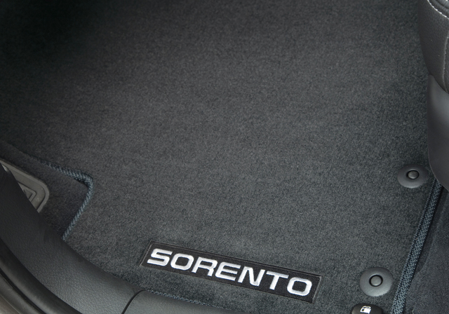 1UF14AB400 - Interior: Floor Mats, Carpet for Kia: Sorento Image