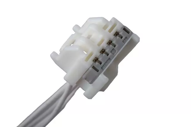 88988640 - : Natural Colored Multi-Purpose Pigtail for GM Image