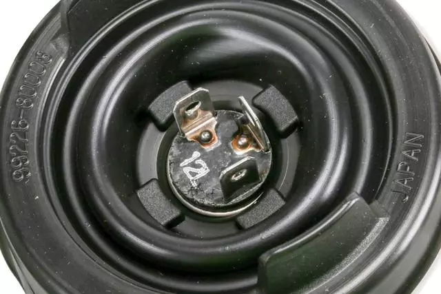 98241335 - : F Headlamp for GM Image