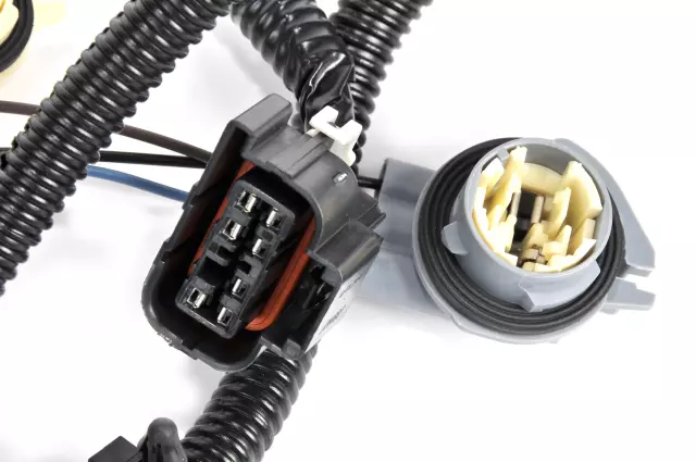 16532722 - Electrical: Harness for GMC: Sierra 1500, Sierra 1500 Classic, Sierra 1500 HD, Sierra 1500 HD Classic, Sierra 2500 HD, Sierra 2500 HD Classic, Sierra 3500, Sierra 3500 Classic, Sierra 3500 HD Image