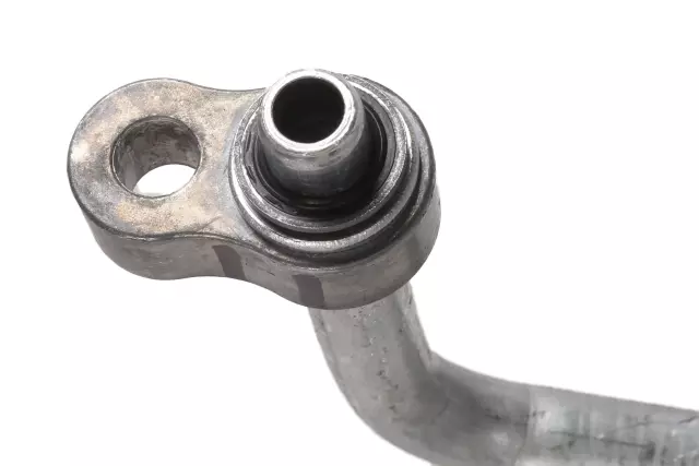 A/C Refrigerant Discharge Hose - GM (84153134)