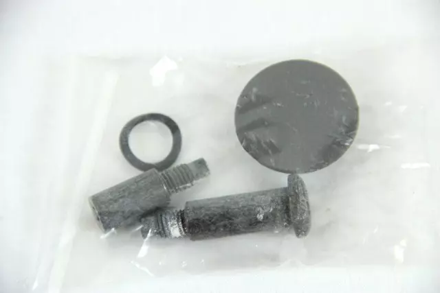 UD751D5AA - Body: Armrest for Chrysler: Town &amp; Country | Dodge: Caravan, Grand Caravan Image