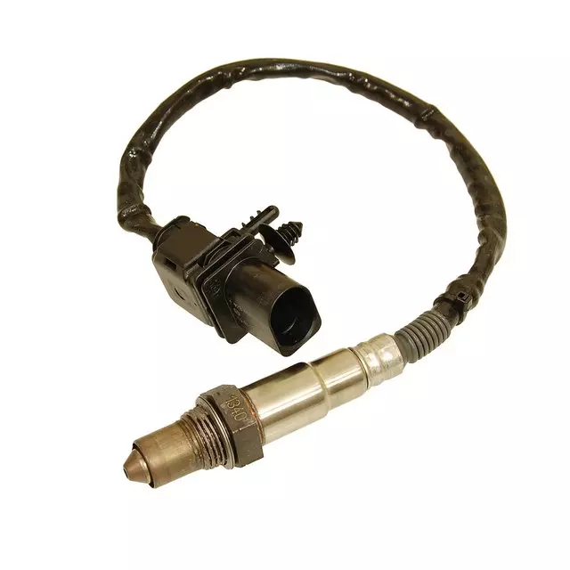 2134613 - Emission Control: Oxygen Sensor for Chevrolet: Cobalt, HHR | Dodge: Ram 2500, Ram 3500 | Ford: E-350 Super Duty, Edge, Escape, Explorer, F-250 Super Duty, F-350 Super Duty, Flex, Focus, Fusion, Mustang, Special Service Police Sedan, Taurus, Taurus X, Transit-150, Transit-250, Transit-350, Transit-350 HD | Hyundai: Elantra, Elantra Coupe, Elantra GT | Kia: Forte, Forte Koup | Land Rover: LR2, Range Rover Evoque | Lincoln: MKC, MKS, MKT, MKZ | Mercury: Sable | Pontiac: Solstice | Ram: 2500, 3500 | Saturn: Sky | Volkswagen: Touareg Image