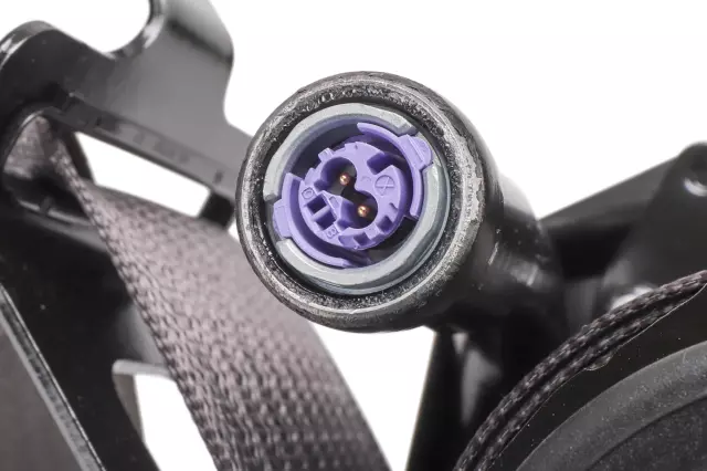 84572109 - Electrical: Belt &amp; Retractor for GM Image