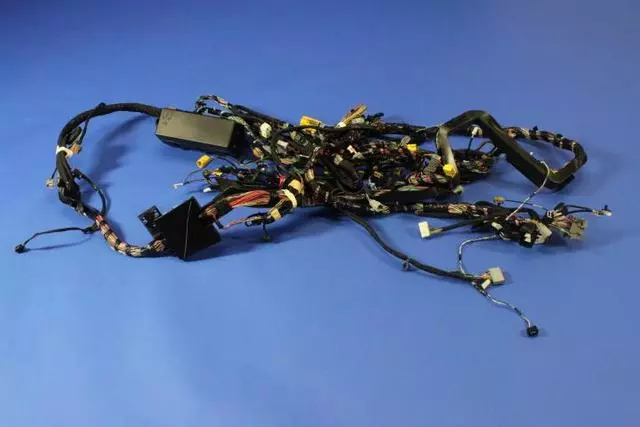 Harness - Mopar (68226033AE)