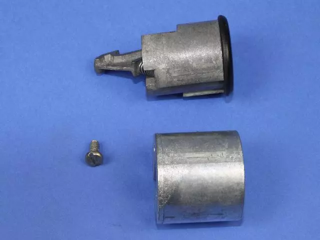 Storage Bin Lid Latch - Mopar (4741954)