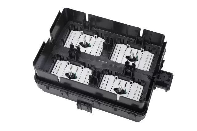 85138826 - Electrical: Fuse &amp; Relay Box for Cadillac: Escalade, Escalade ESV | Chevrolet: Suburban, Tahoe | GMC: Yukon, Yukon XL Image